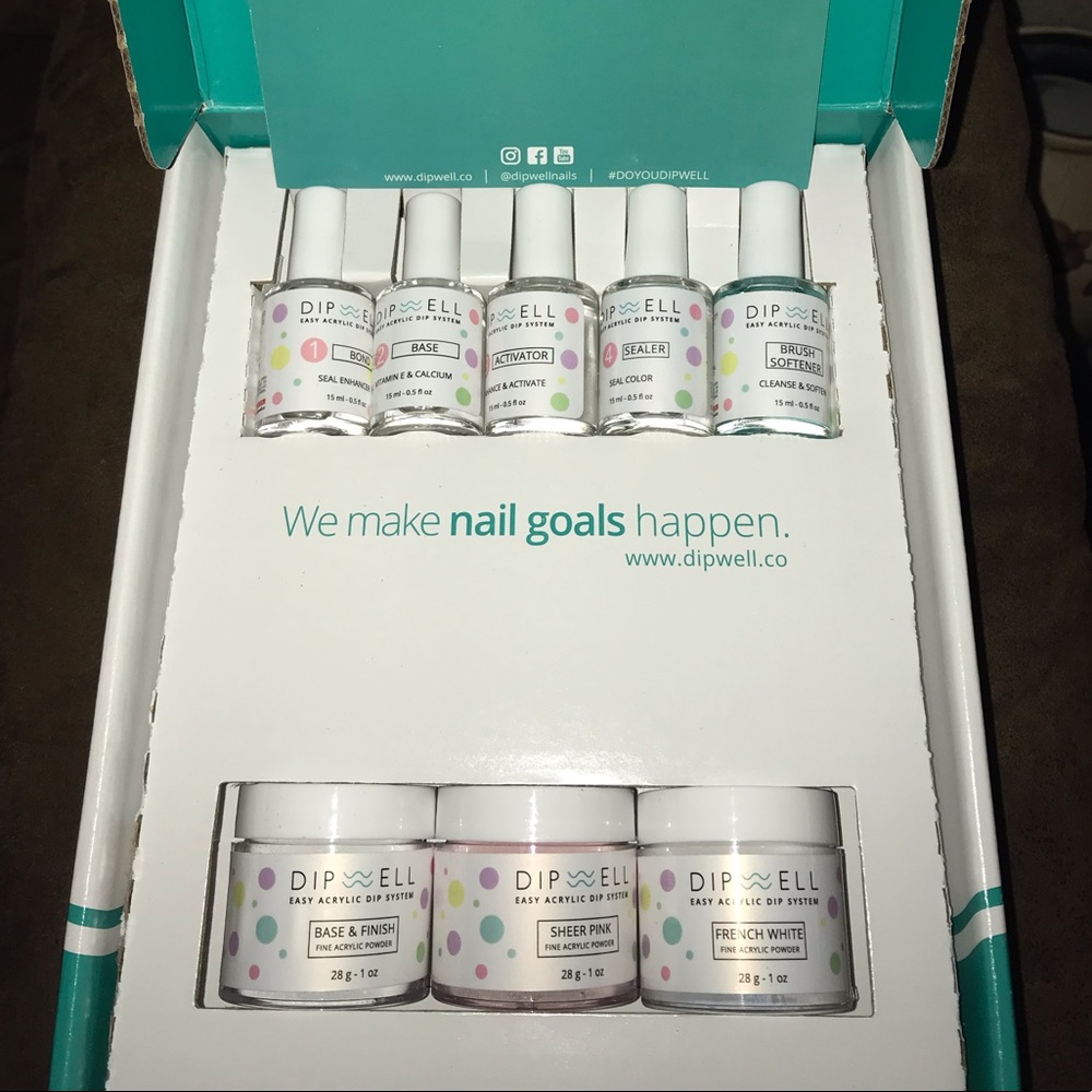 NEW: Dip-Well Nail Dipping Kit w/ Kiara Sky.